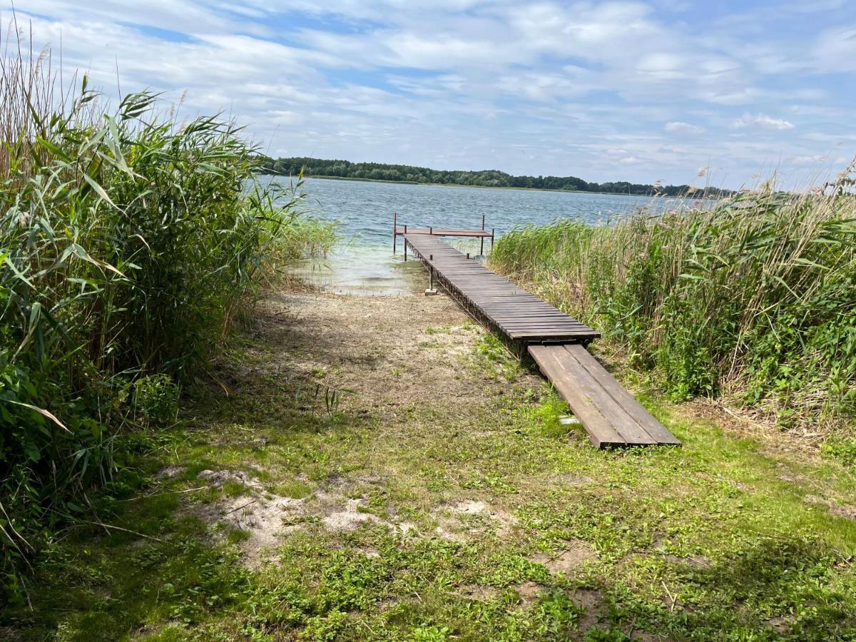 Lakehouse Giewartow Екстер'єр фото
